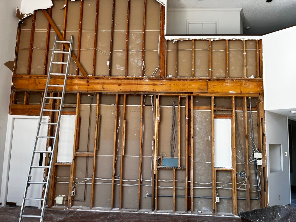 efba843c ebb8 4b10 beef 7dfaafbdeec2